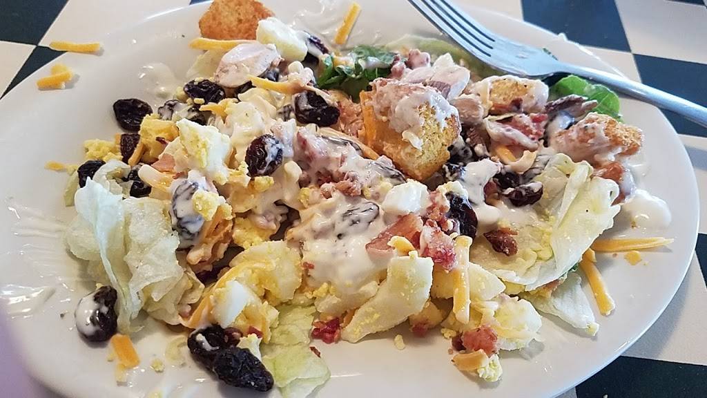 Pizza Hut | restaurant | 588 W Marion St, Mt Gilead, OH 43338, USA | 4199475955 OR +1 419-947-5955