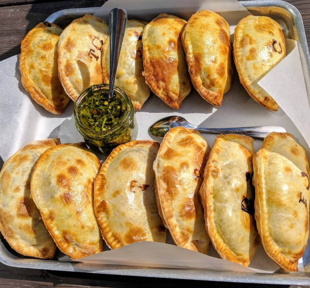 La Masa Empanada Bar | restaurant | 1300 E Brady St, Milwaukee, WI 53202, USA | 4148851866 OR +1 414-885-1866