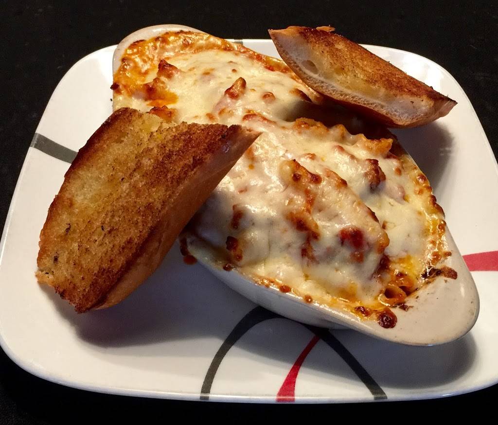 Wiseguys Bar & Grill | restaurant | 37208 Harper Ave, Clinton Twp, MI 48036, USA | 5869616510 OR +1 586-961-6510