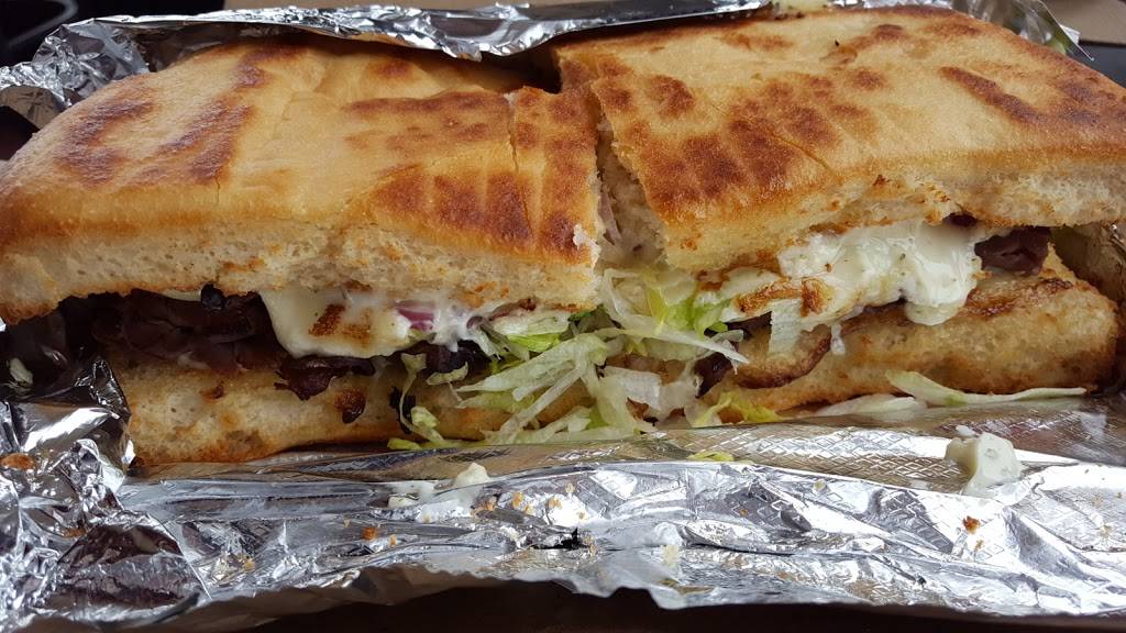 Kazoopys Pizza & Grinders Westwood | restaurant | 1908 W Main St, Kalamazoo, MI 49006, USA | 2697751100 OR +1 269-775-1100