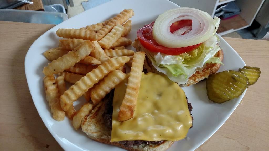 Ediths Route 60 Diner | restaurant | 922 Richmond Hwy, Amherst, VA 24521, USA | 4346600396 OR +1 434-660-0396