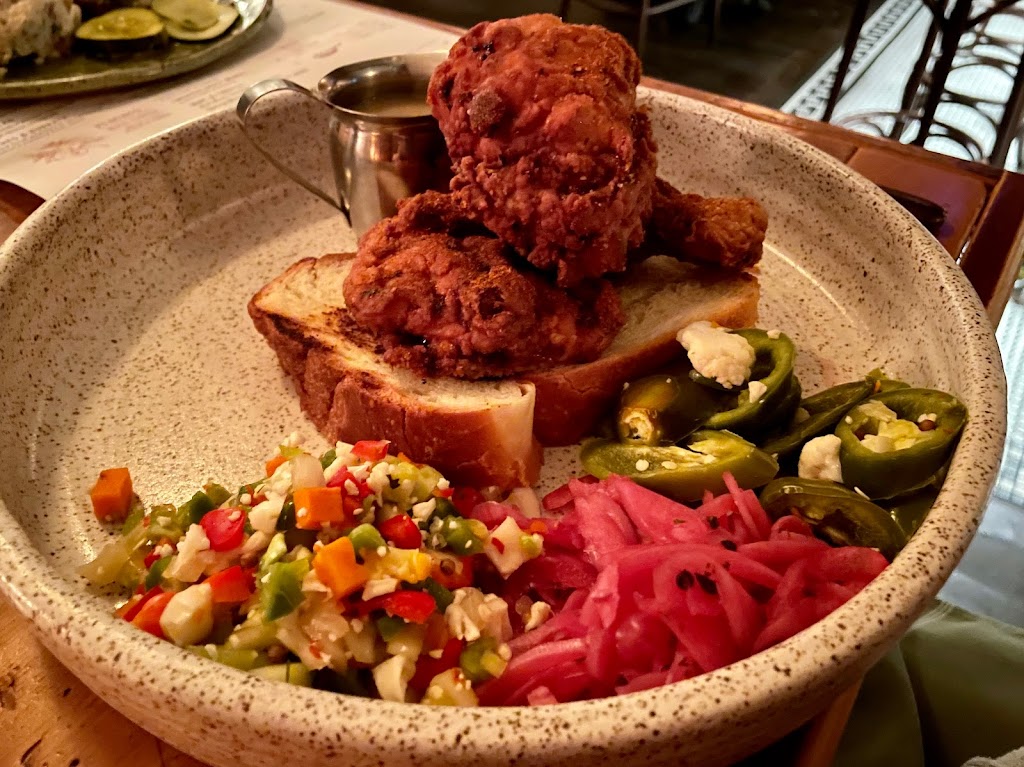 Hunters Kitchen and Bar | restaurant | 110 Dorchester St, Boston, MA 02127, USA | 6172214200 OR +1 617-221-4200