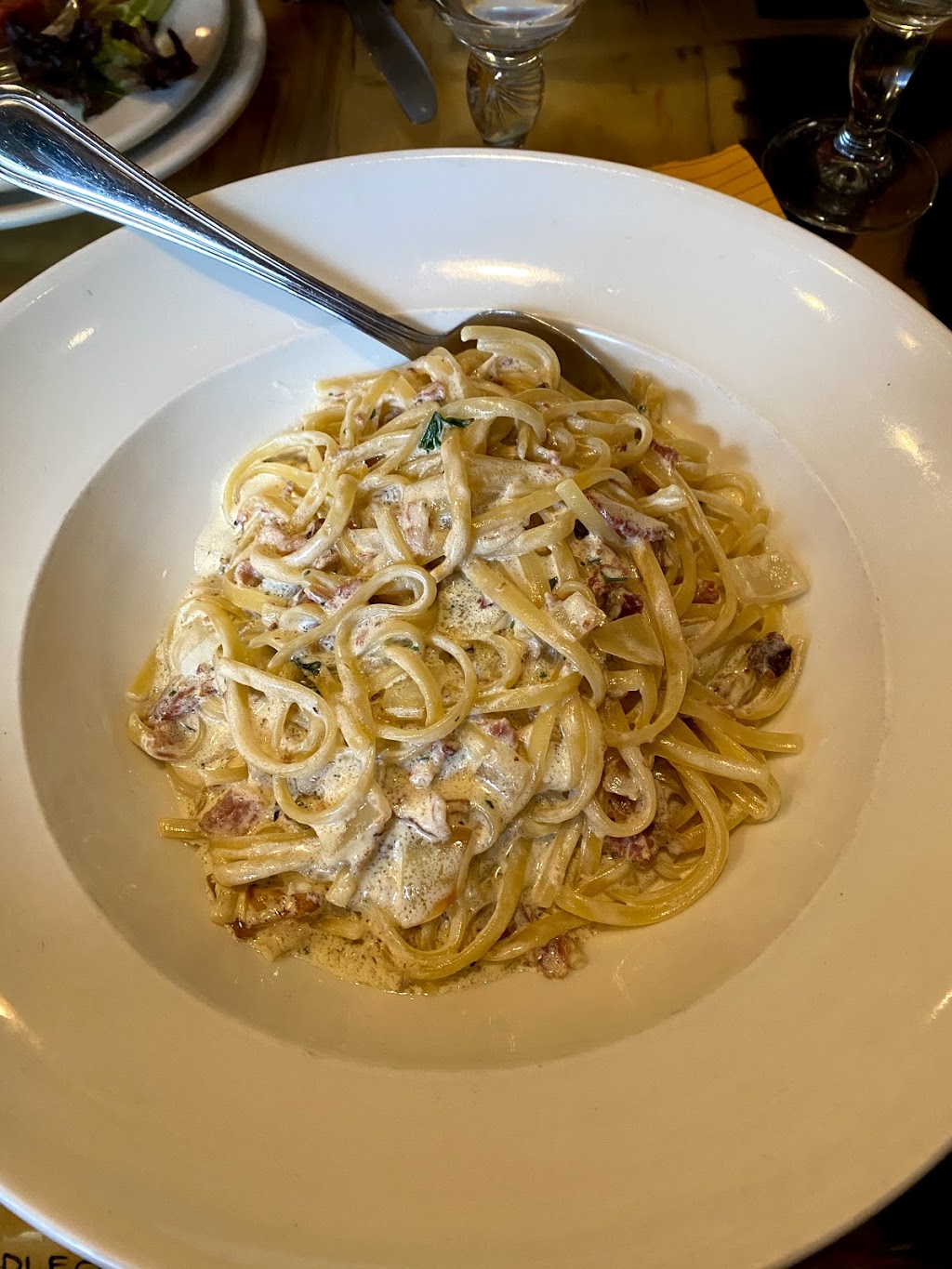 Massiminos | restaurant | 207 Endicott St, Boston, MA 02113, USA | 6175235959 OR +1 617-523-5959