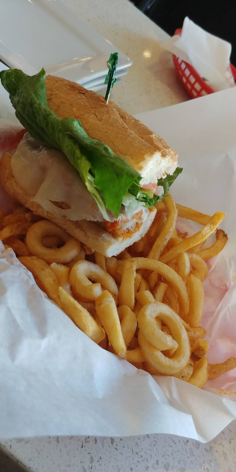 Hot Wings Cafe | restaurant | 4609 Van Nuys Blvd, Sherman Oaks, CA 91403, USA | 8187849464 OR +1 818-784-9464