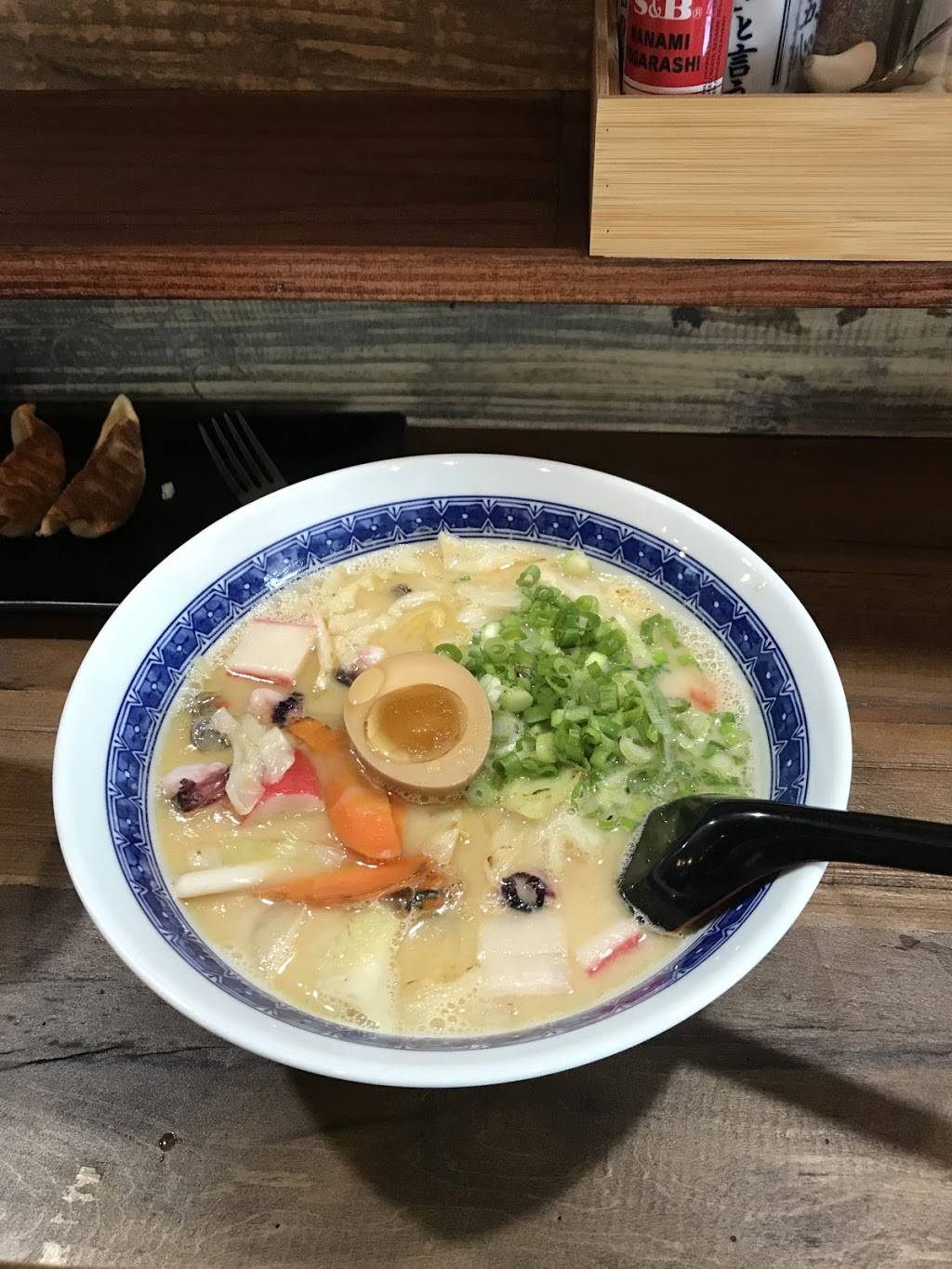 Kurume Ramen & Izakaya at Rayzor Ranch | restaurant | 2500 W University Dr #1330, Denton, TX 76201, USA | 9405360777 OR +1 940-536-0777