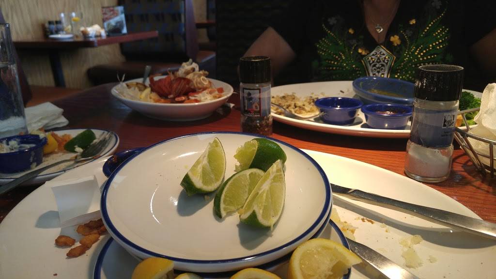 Red Lobster | restaurant | 10520 Coors Bypass NW, Albuquerque, NM 87114, USA | 5059220266 OR +1 505-922-0266
