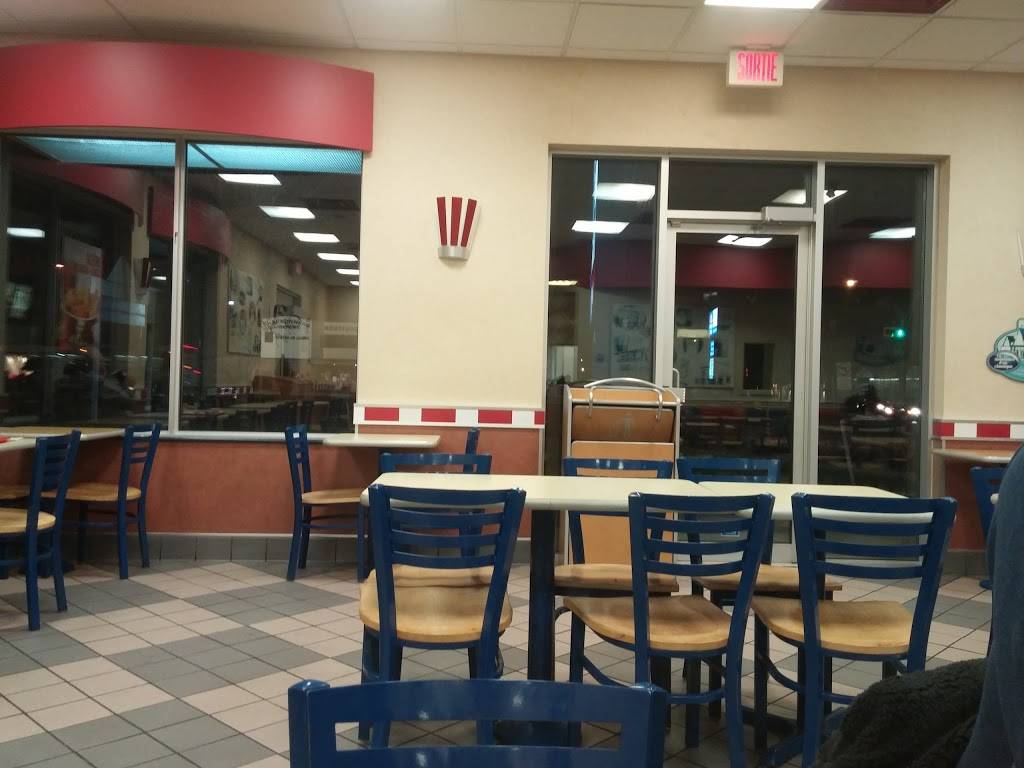 PFK | meal takeaway | 420 Autoroute Chomedey, Laval, QC H7X 3S9, Canada | 4509694404 OR +1 450-969-4404