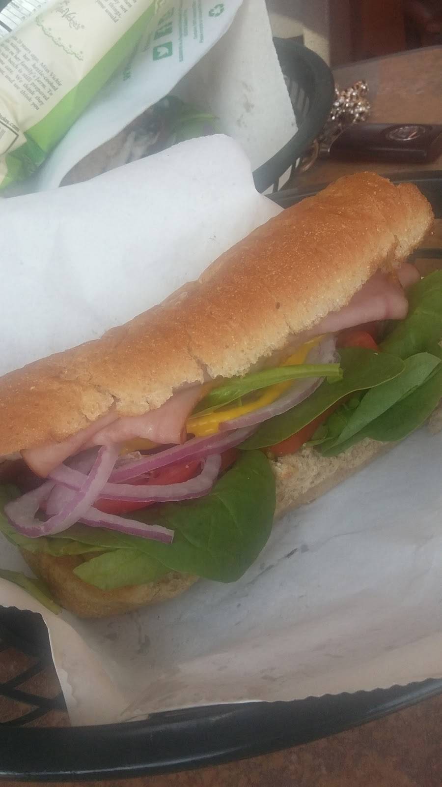 Subway Restaurants | restaurant | 8839 Culebra Rd #114, San Antonio, TX 78251, USA | 2105201888 OR +1 210-520-1888