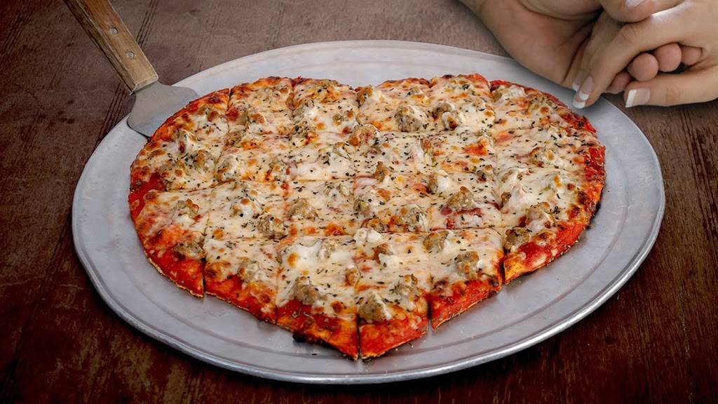 Monicals Pizza | restaurant | 2640 Prairie Crossing Dr, Springfield, IL 62704, USA | 2175467258 OR +1 217-546-7258