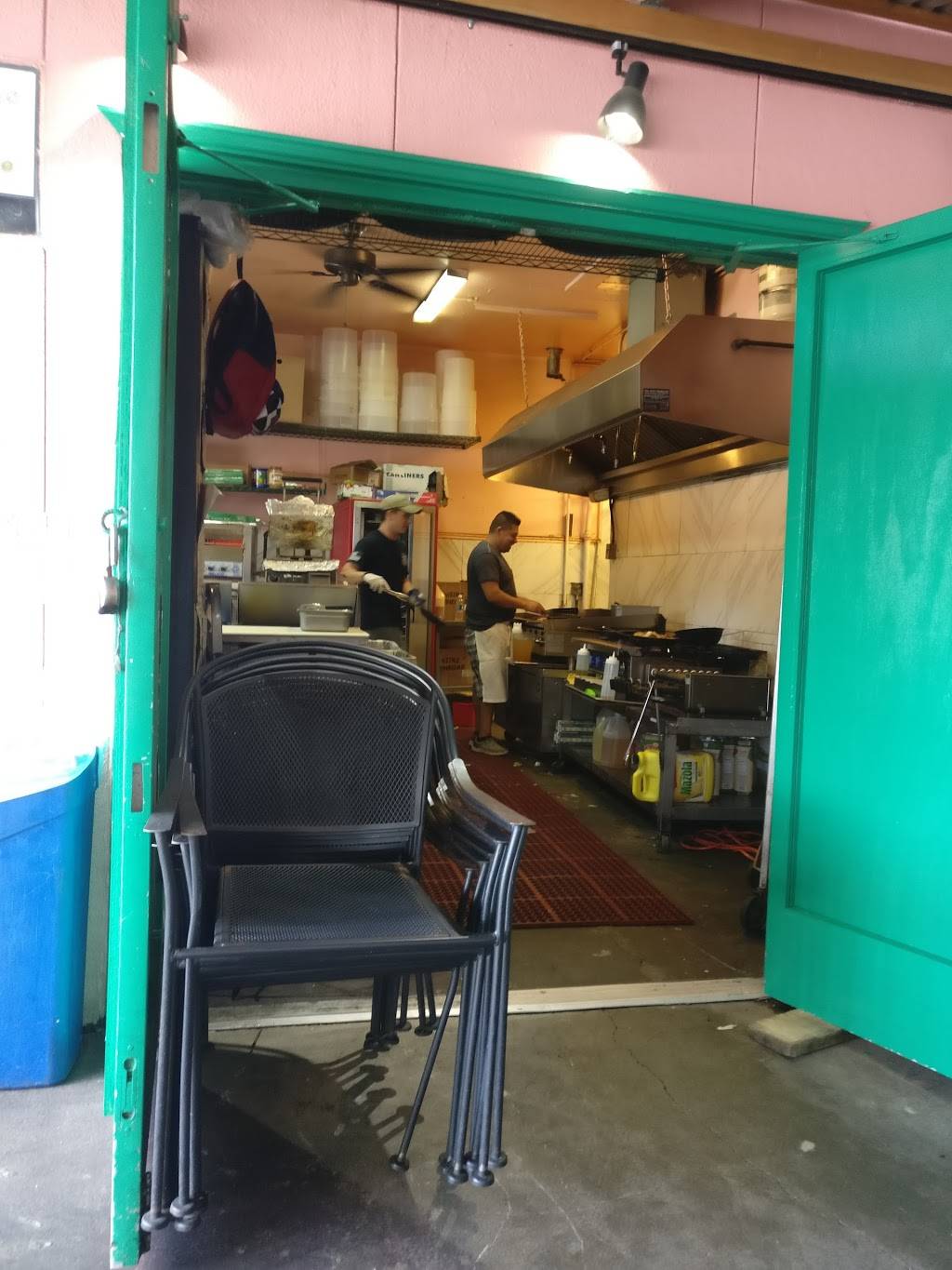 Un Bien | restaurant | 7302.5 15th Ave NW, Seattle, WA 98117, USA | 2065882040 OR +1 206-588-2040