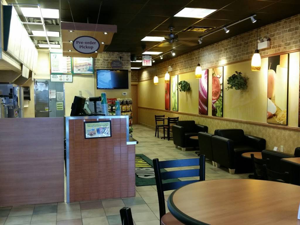 Subway | restaurant | 486 Advance Blvd #260, Tecumseh, ON N8N 0B8, Canada | 5197270330 OR +1 519-727-0330