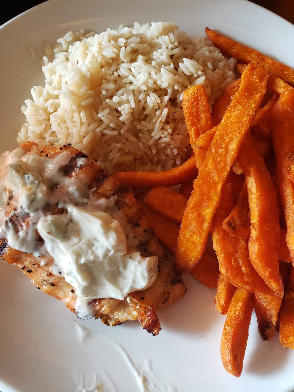 Magnolia Smokehouse | restaurant | 6 Harvard Square, Brookline, MA 02445, USA | 6175663782 OR +1 617-566-3782