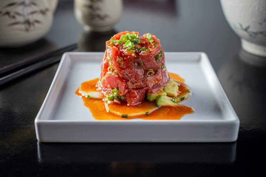 Big Bite Sushi | restaurant | 3811 N Ashland Ave, Chicago, IL 60613, USA | 7732449300 OR +1 773-244-9300