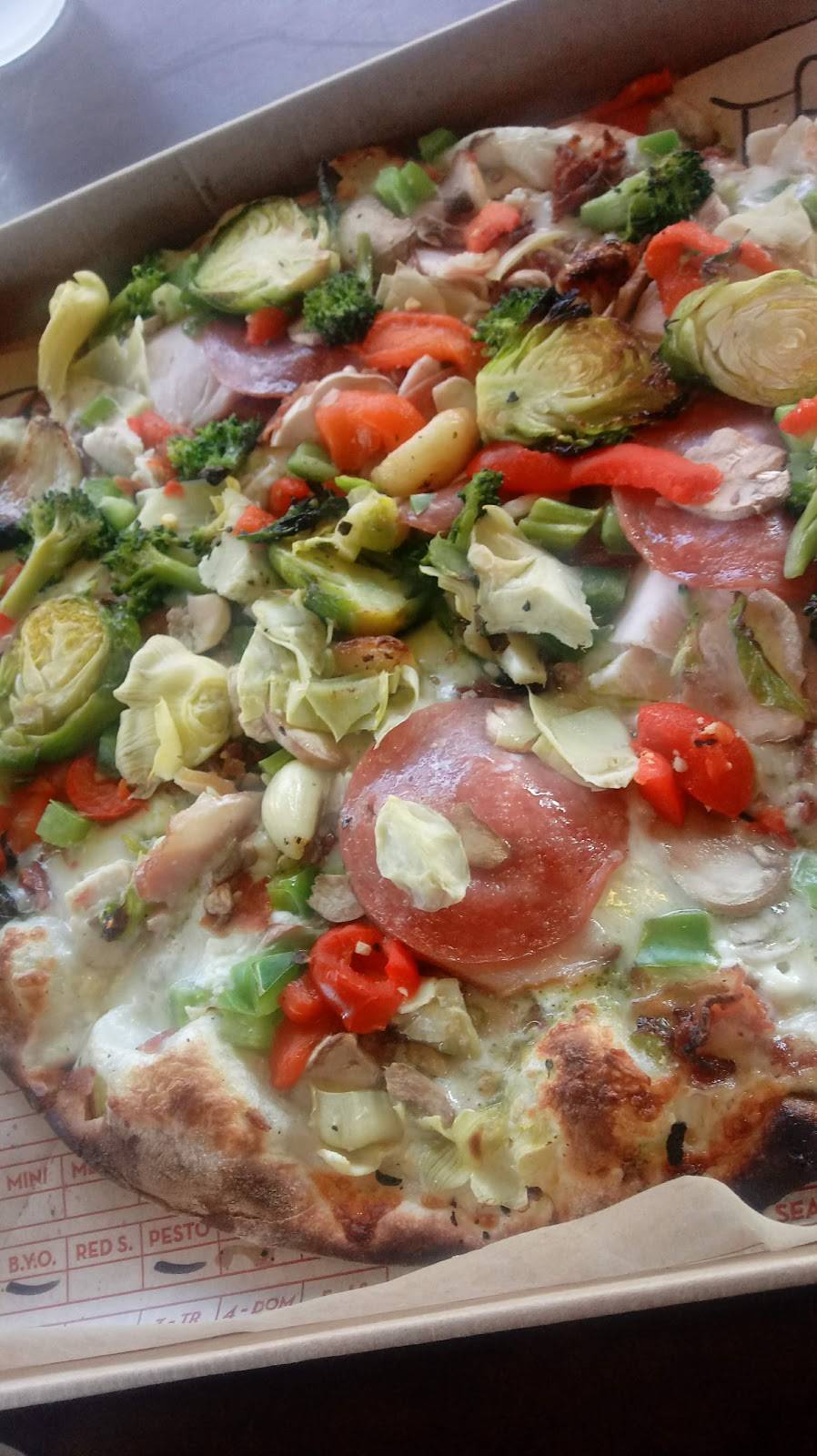 MOD Pizza | restaurant | 70 S Waukegan Rd b, Deerfield, IL 60015, USA | 8477706499 OR +1 847-770-6499