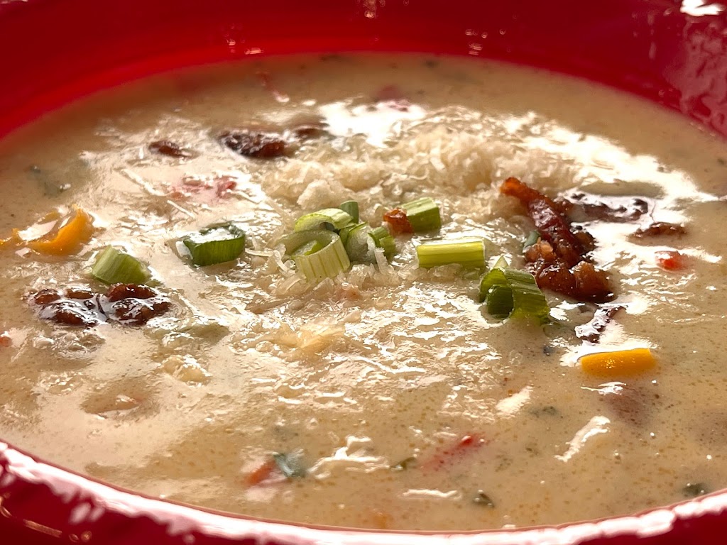 Miss Julie’s Market | restaurant | 930 Hall St, Wiggins, MS 39577, USA | 6013851701 OR +1 601-385-1701