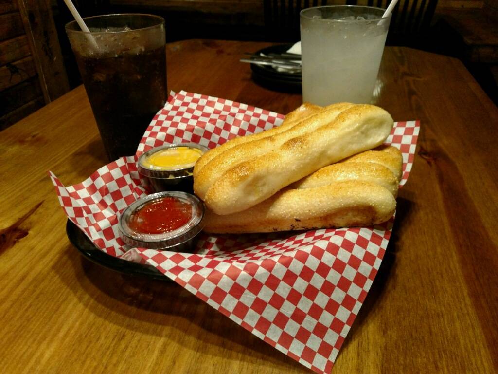 Mother Bears Pizza Campus | restaurant | 1428 E 3rd St, Bloomington, IN 47401, USA | 8123324495 OR +1 812-332-4495