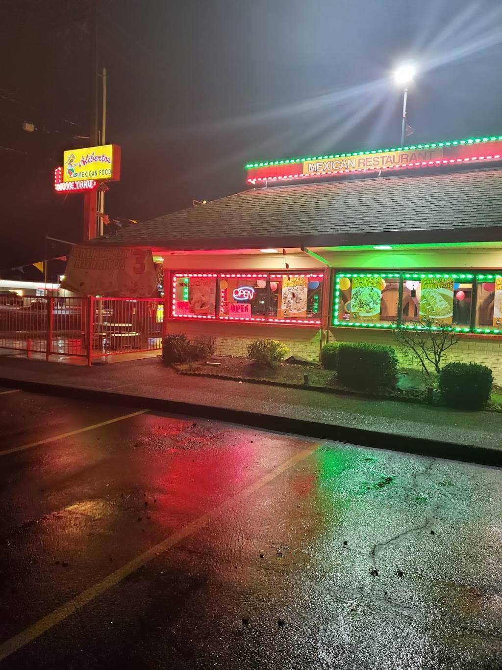 Alibertos Jr Fresh Mexican Food | restaurant | 10105 S Tacoma Way, Tacoma, WA 98499, USA | 2532122797 OR +1 253-212-2797