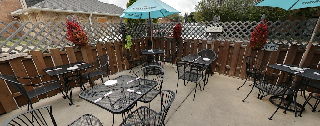 VIA ROMA | restaurant | 686 Lee St, Des Plaines, IL 60016, USA | 8477687461 OR +1 847-768-7461