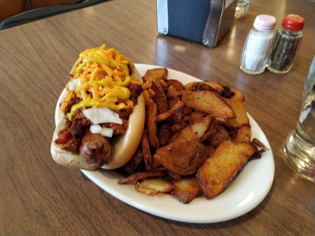 Harmony Lunch | restaurant | 90 King St N, Waterloo, ON N2J 2X4, Canada | 5198864721 OR +1 519-886-4721