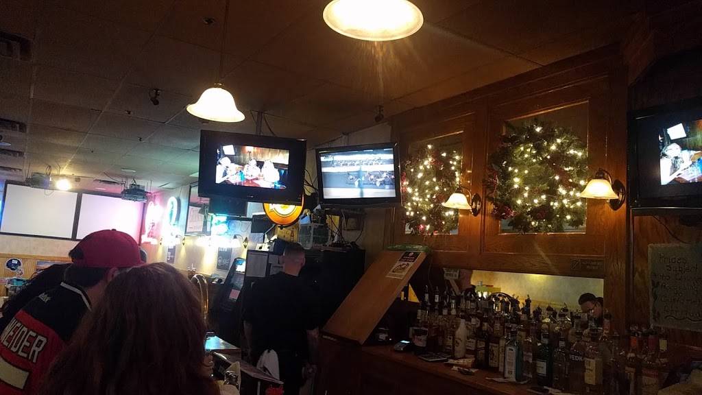 Chics | restaurant | 226 Kingston Plaza, Kingston, NY 12401, USA | 8453311537 OR +1 845-331-1537