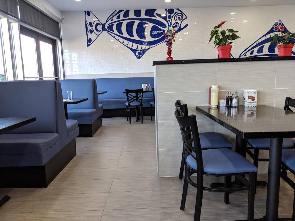 Halibut House Fish & Chips Barrie | restaurant | 627 Cundles Rd E, Barrie, ON L4M 0G9, Canada | 7057929797 OR +1 705-792-9797