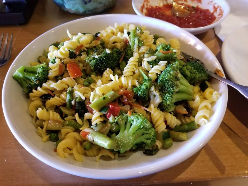 Olive Garden Italian Restaurant | meal takeaway | 1315 N St. Augustine Rd., Valdosta, GA 31601, USA | 2292449990 OR +1 229-244-9990