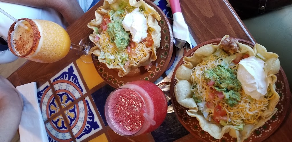 El Jefes Restaurant | restaurant | 1560 E Calvada Blvd, Pahrump, NV 89048, USA | 7755376034 OR +1 775-537-6034