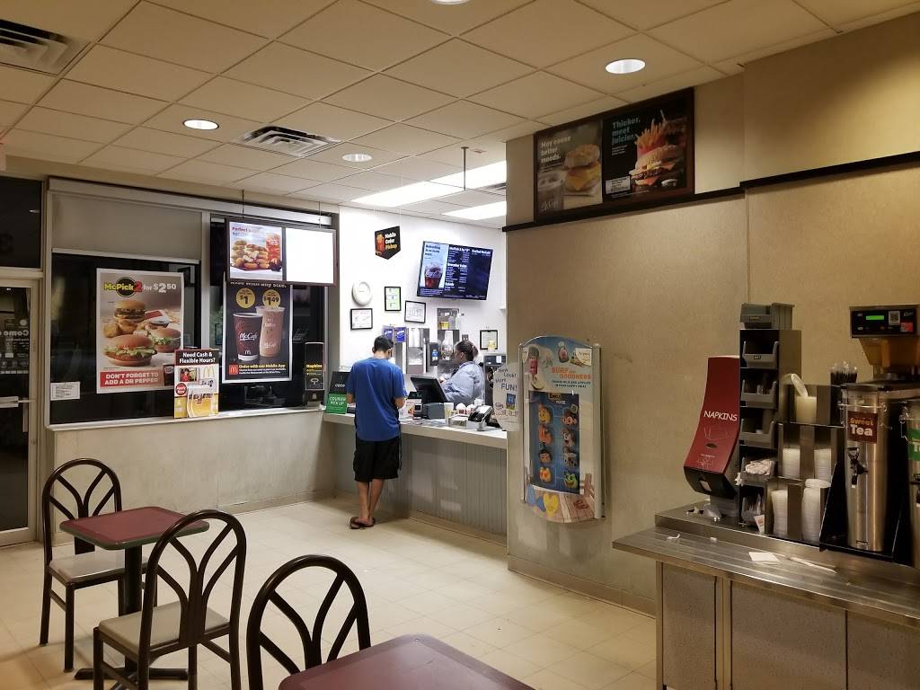 McDonalds | cafe | 3091 Nutley Street, Fairfax, VA 22031, USA | 7032069800 OR +1 703-206-9800