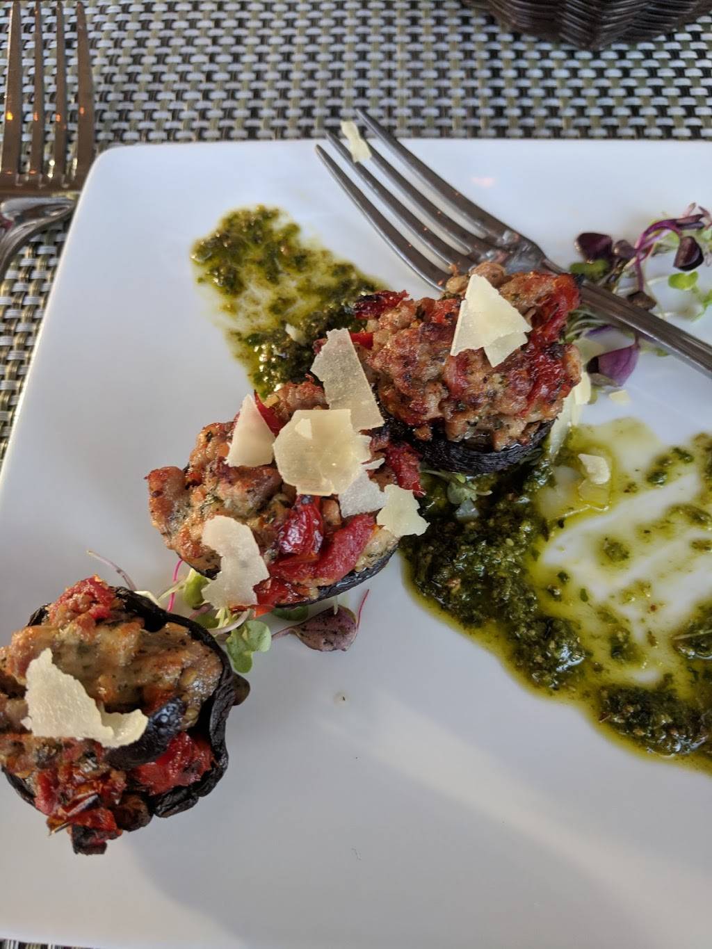 Pines Bistro | restaurant | 36 Fire Island Blvd, Sayville, NY 11782, USA | 6315976862 OR +1 631-597-6862