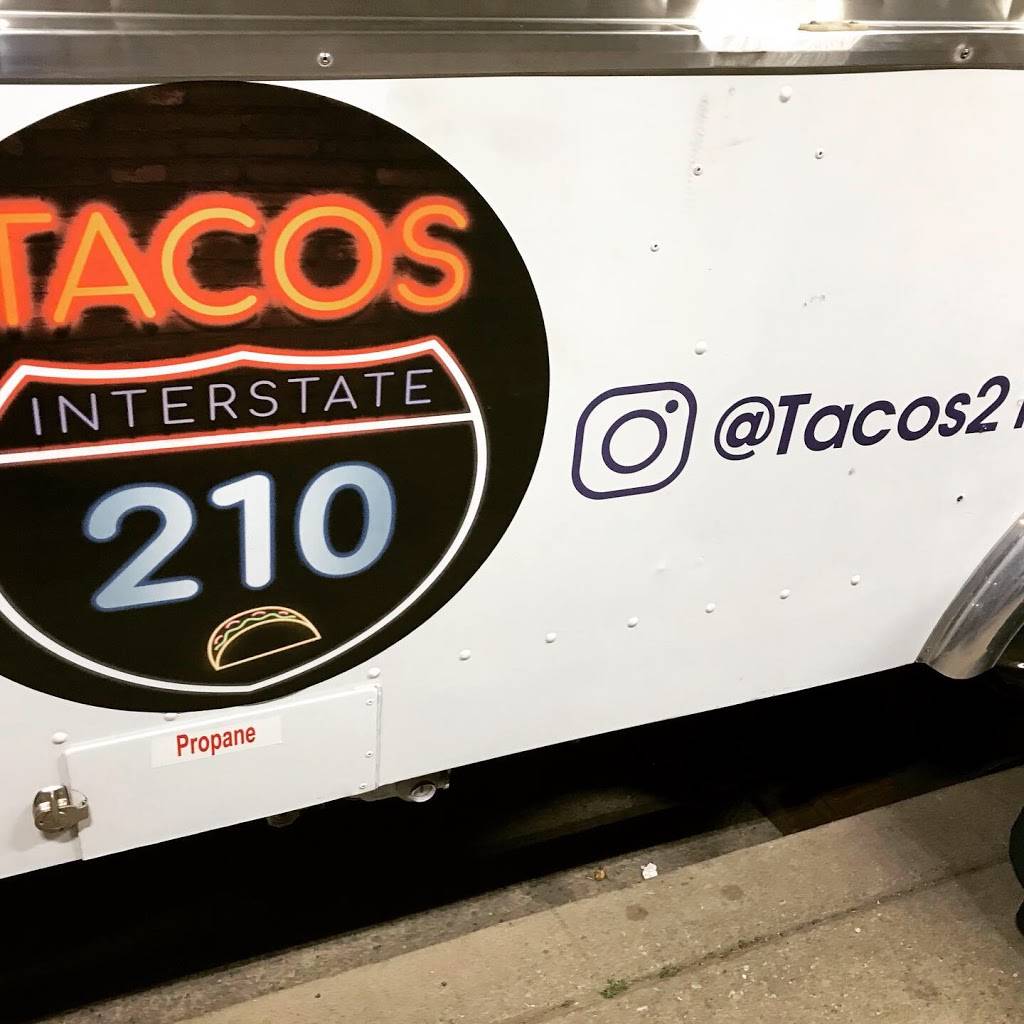 Tacos 210 | restaurant | Ventura St &, N Fair Oaks Ave, Altadena, CA 91001, USA | 6264208726 OR +1 626-420-8726