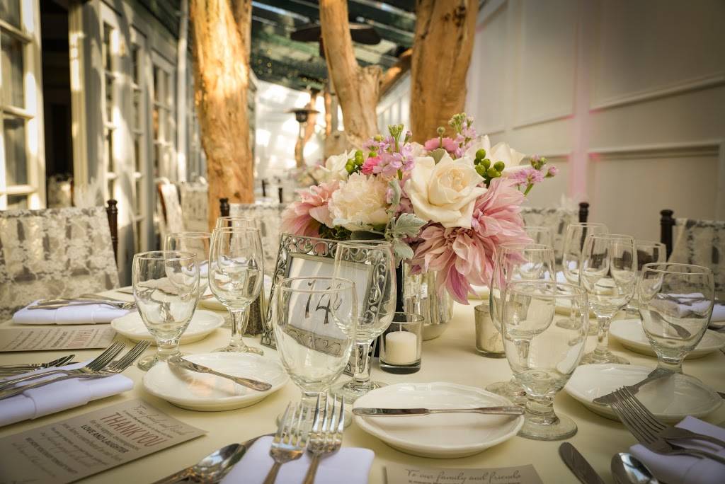 The Victorian | restaurant | 2640 Main St, Santa Monica, CA 90405, USA | 3103924956 OR +1 310-392-4956