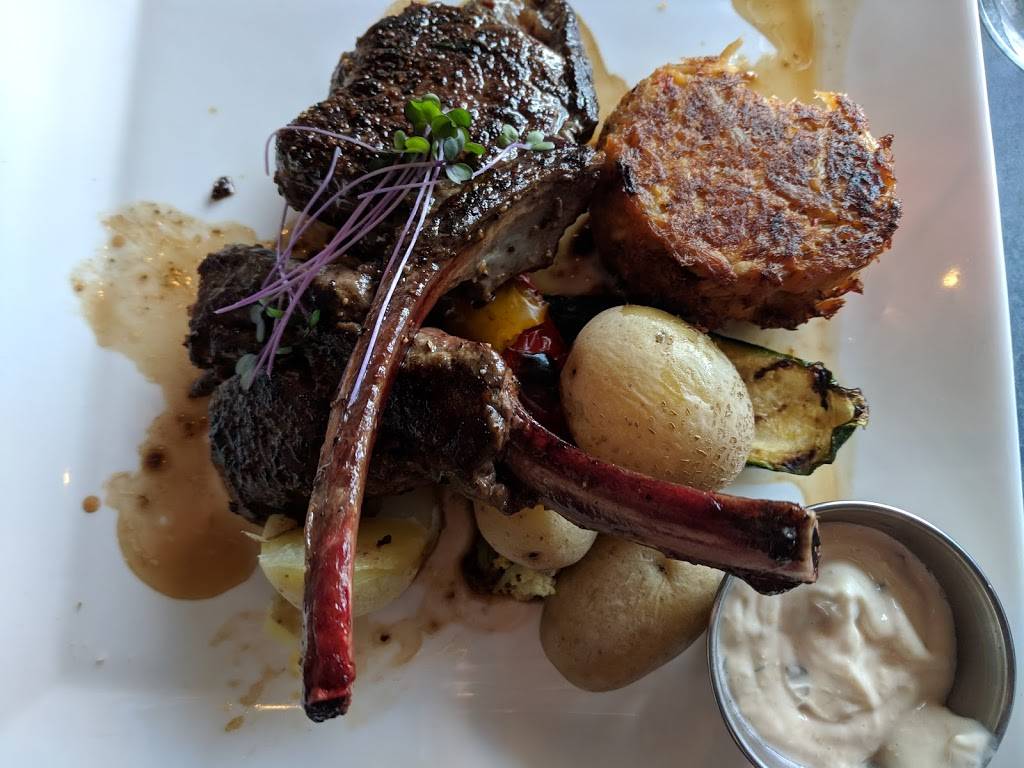 Riverwalk Restaurant | restaurant | 323 Water Street A-1, Yorktown, VA 23690, USA | 7578751522 OR +1 757-875-1522