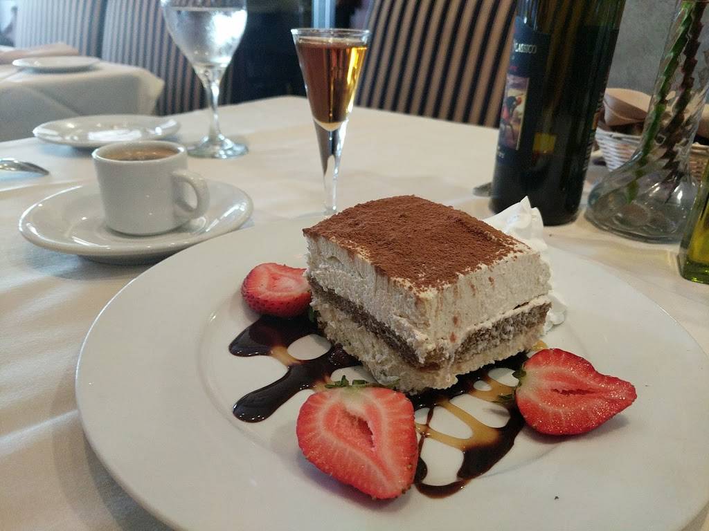 Olivios Trattoria | restaurant | 585 E Los Angeles Ave, Simi Valley, CA 93065, USA | 8057913705 OR +1 805-791-3705