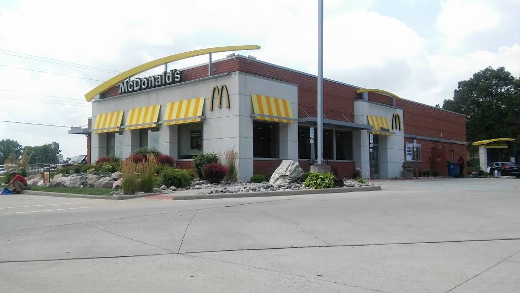 McDonalds | cafe | 2900 81st Ave, Merrillville, IN 46410, USA | 2197694330 OR +1 219-769-4330