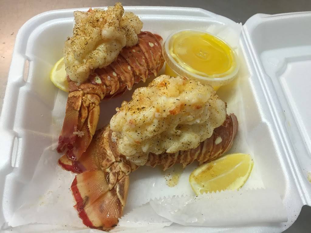 Sea World Fish Market | restaurant | 15084 Gratiot Ave, Detroit, MI 48205, USA | 3135213110 OR +1 313-521-3110