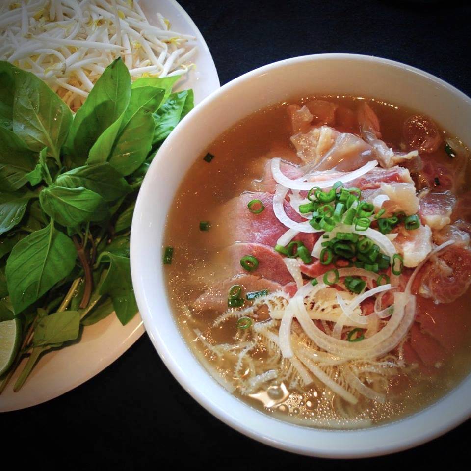 Restaurant Little Saigon (Nang Saigon) | restaurant | 7163 Rue St-Hubert, Montréal, QC H2R 2N2, Canada | 5142768188 OR +1 514-276-8188