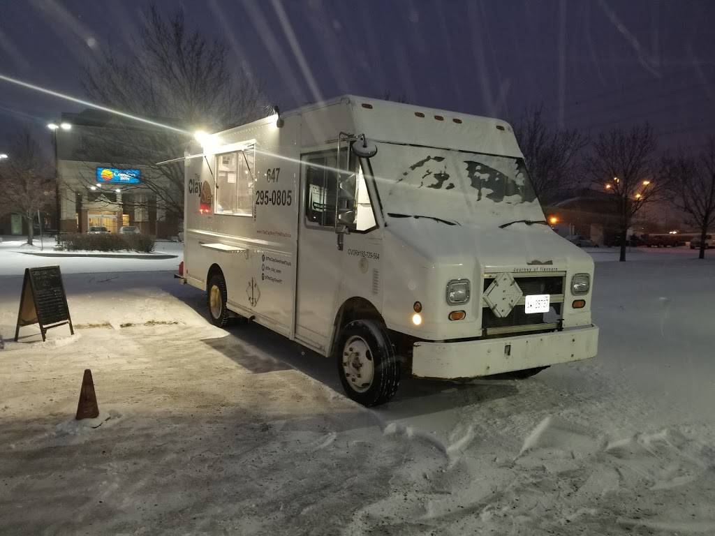 The Clay Oven Food Truck | restaurant | 31 Topflight Dr, Mississauga, ON L5S 1Y1, Canada | 6472950805 OR +1 647-295-0805