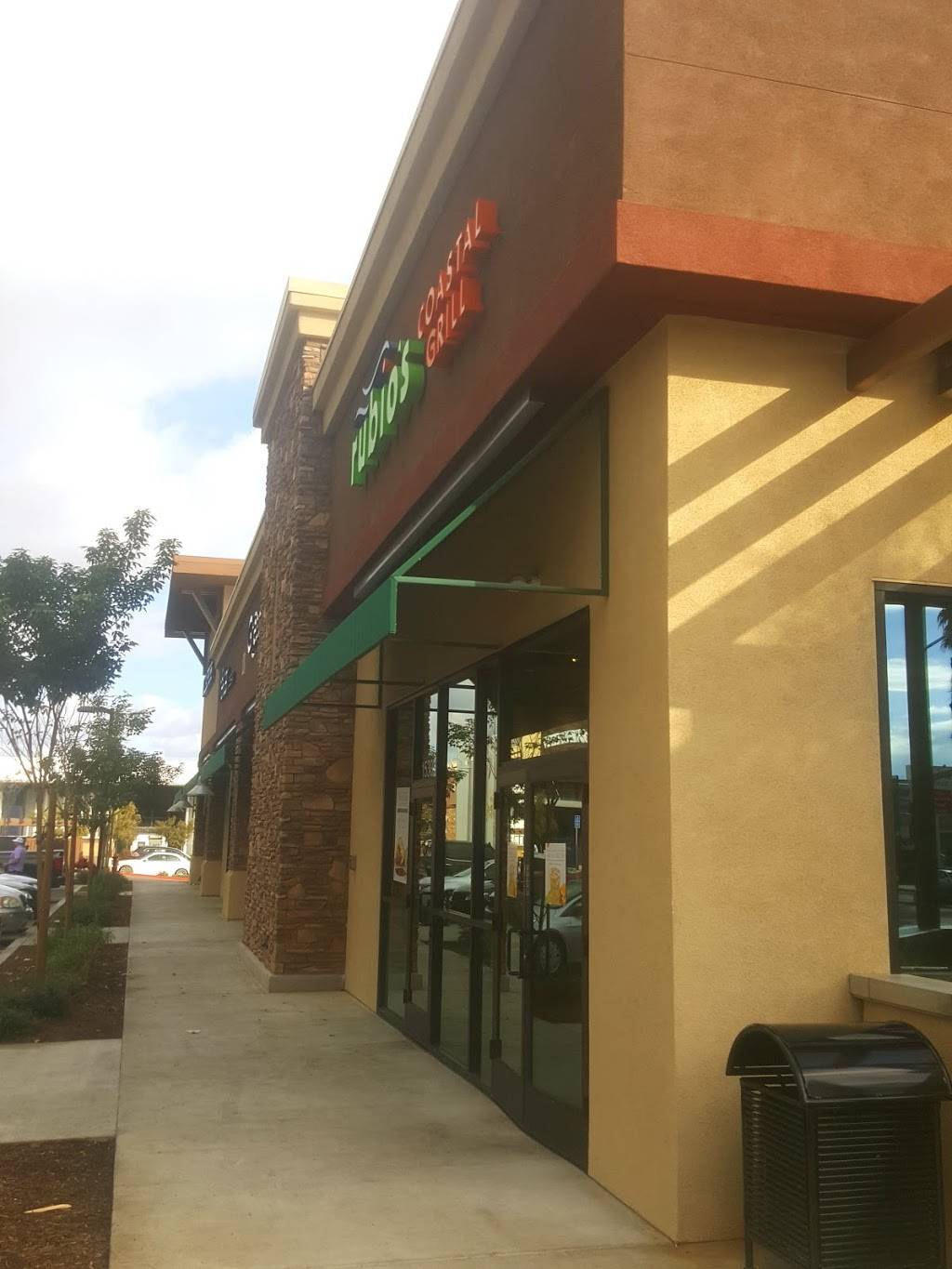 Rubios Coastal Grill | restaurant | 1335, 15303 Whittier Blvd, Whittier, CA 90603, USA | 5624797830 OR +1 562-479-7830