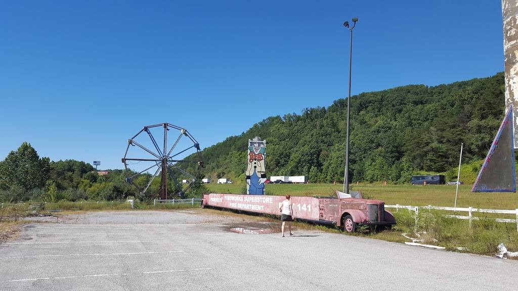 Pilot Travel Center | restaurant | 304 Howard Baker Hwy, Pioneer, TN 37847, USA | 4235625000 OR +1 423-562-5000