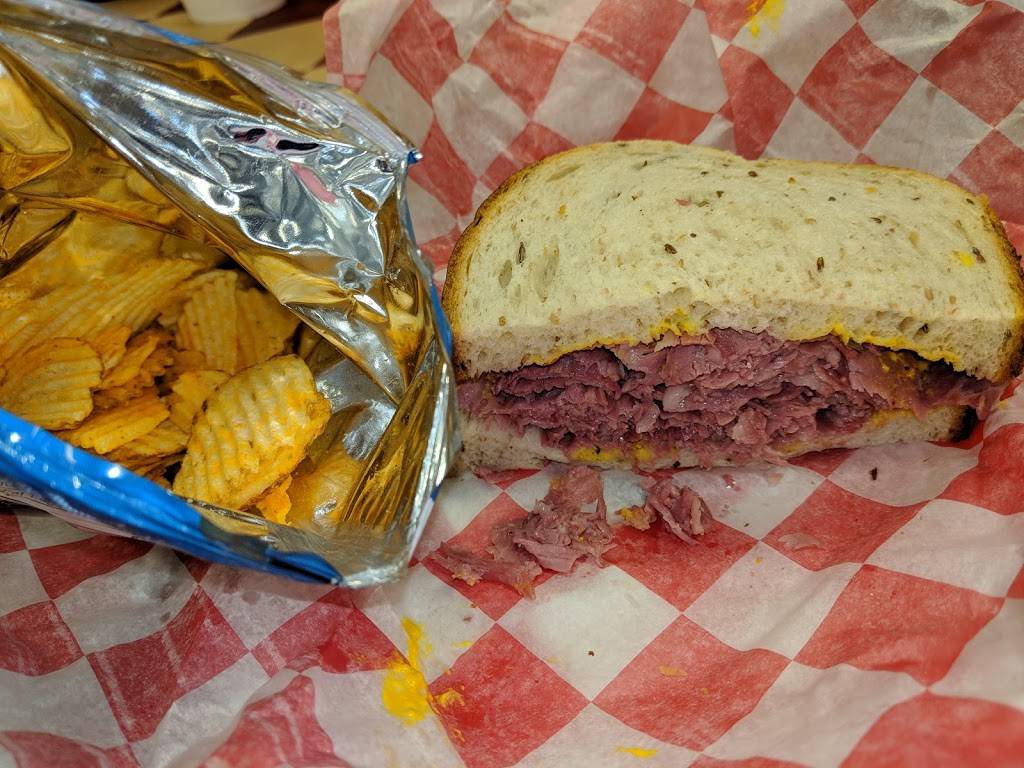 DAs Deli & Dining | restaurant | 2777 Black Rd, Joliet, IL 60435, USA | 8156302270 OR +1 815-630-2270