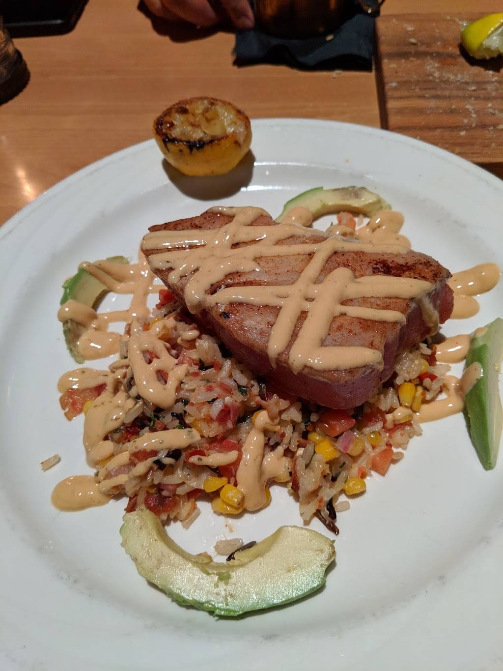 Market Broilers MB Grille | restaurant | 1161 Simi Town Center Way, Simi Valley, CA 93065, USA | 8052107640 OR +1 805-210-7640