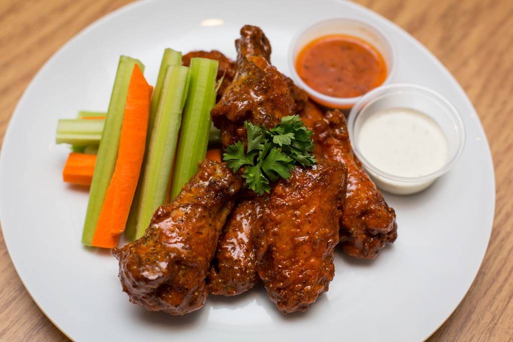 Dans Seafood & Wings | restaurant | 18 Uvalde Rd E, Houston, TX 77015, USA | 8328346788 OR +1 832-834-6788
