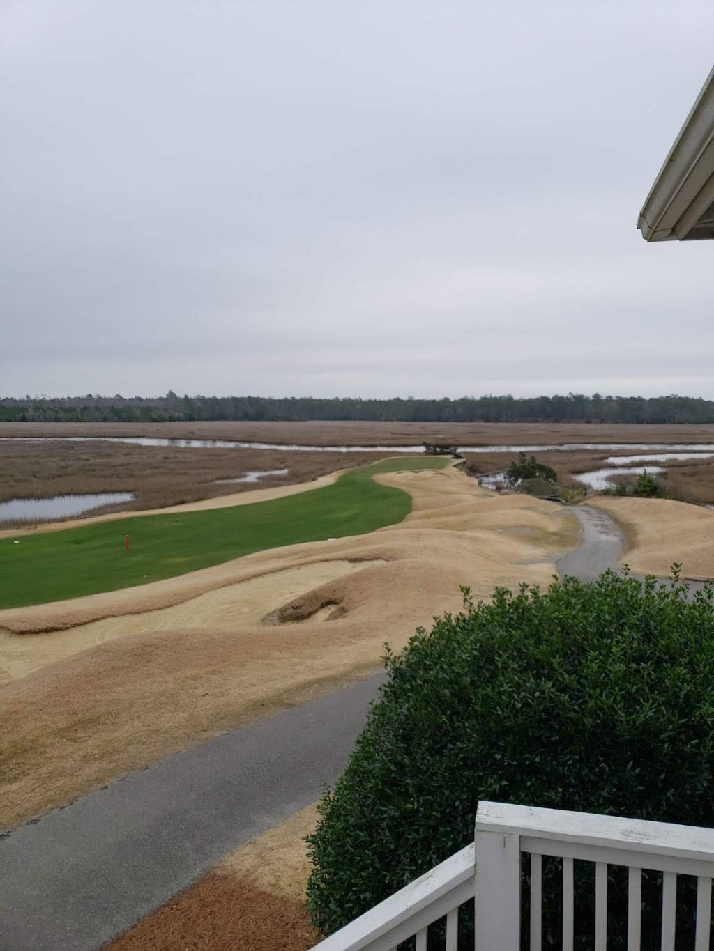 Rivers Edge Golf Club Grill | restaurant | 2000 Arnold Palmer Dr, South Brunswick, NC 28470, USA | 9107542454 OR +1 910-754-2454