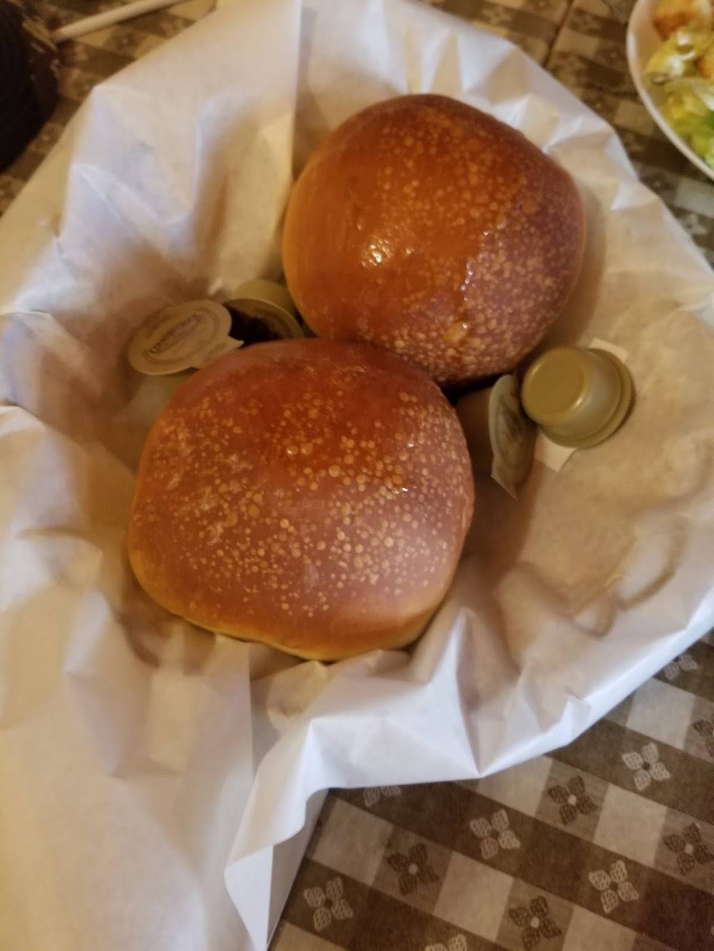 Giovannis Italian Eatery | restaurant | 130 Walker St, Shafter, CA 93263, USA | 6617462000 OR +1 661-746-2000