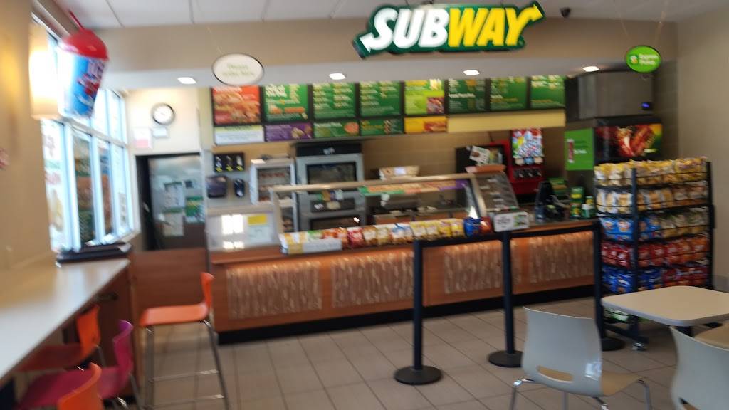 Subway Restaurants | restaurant | 242 Dedham St, Norfolk, MA 02056, USA | 7742108101 OR +1 774-210-8101