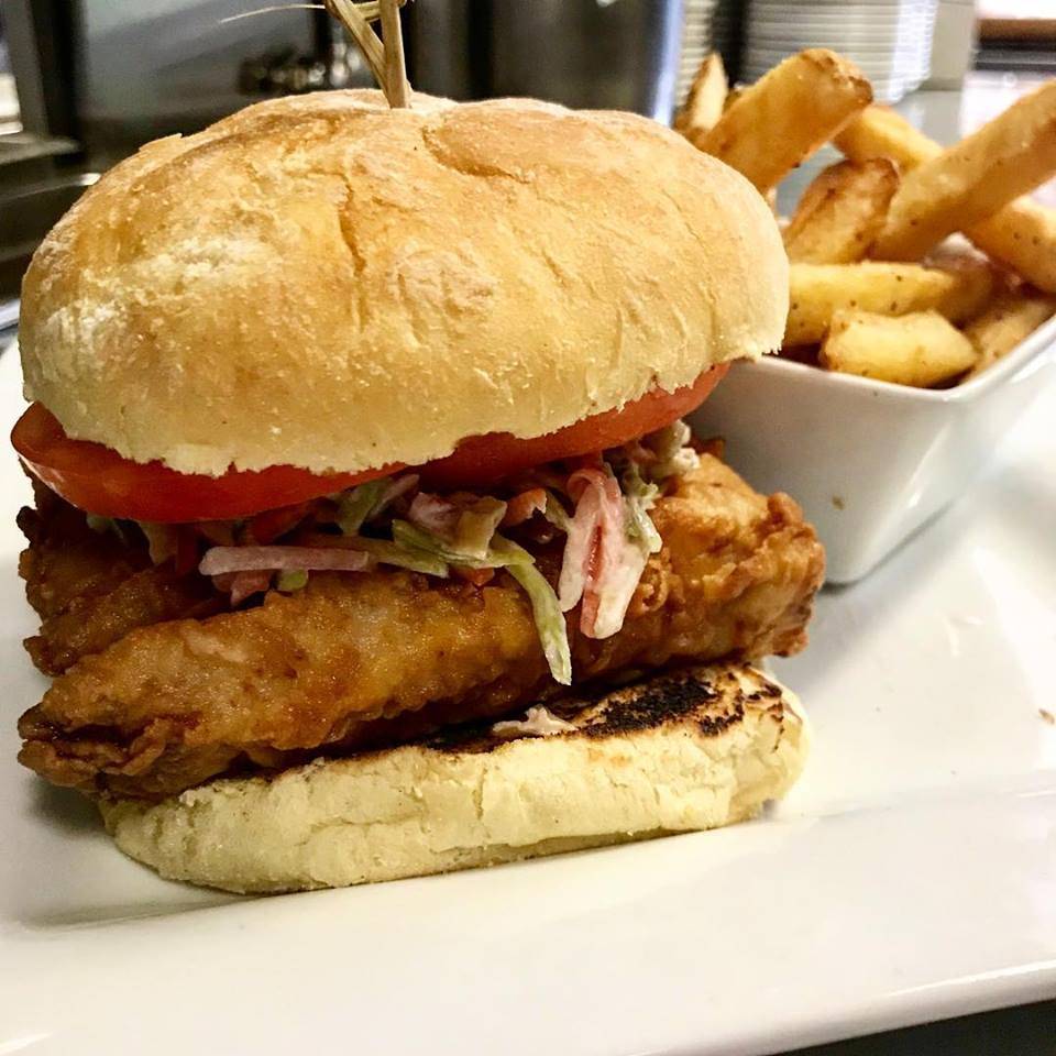 Sunset Grille at The Brookside Club | restaurant | 11 Brigadoone Rd, Bourne, MA 02532, USA | 5087430705 OR +1 508-743-0705