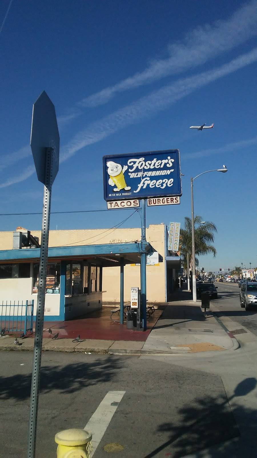 Fosters Freeze | restaurant | 999 South La Brea Ave, Inglewood, CA 90301, USA | 3106732967 OR +1 310-673-2967