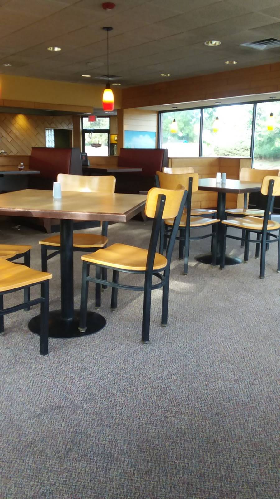 Papa Ginos | restaurant | 16 MA-6A, Orleans, MA 02653, USA | 5082558641 OR +1 508-255-8641