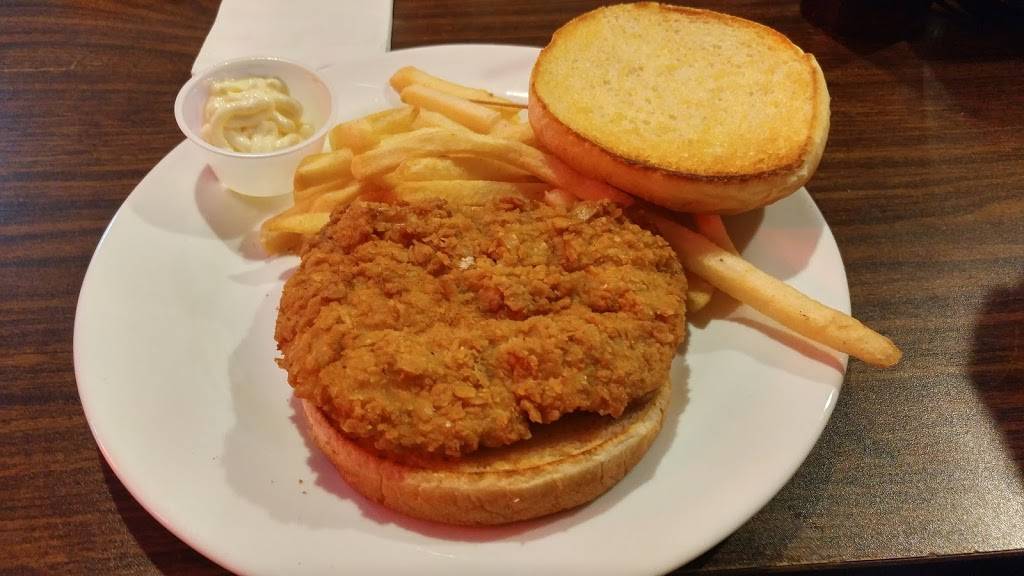 The Tin Plate | restaurant | 2233 S J St, Elwood, IN 46036, USA | 7655578231 OR +1 765-557-8231