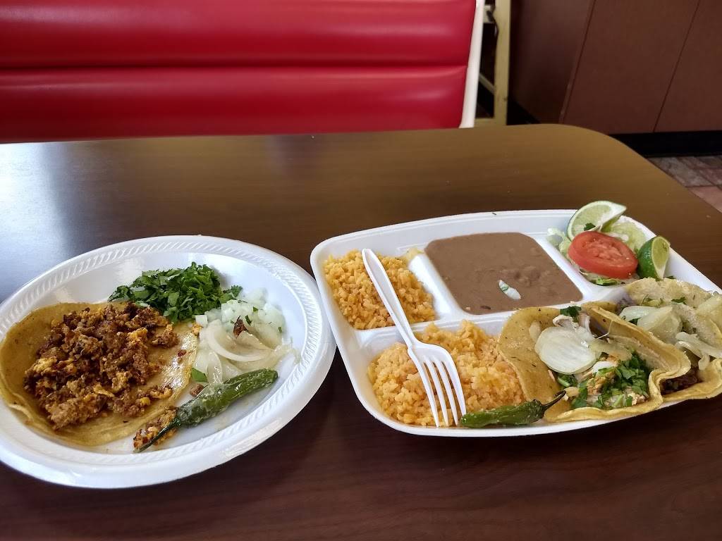 Tacos Azteca Roanoke | restaurant | 704 E. Byron Nelson blvd, Roanoke, TX 76262, USA | 6822377594 OR +1 682-237-7594